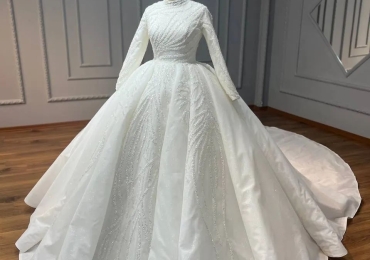 La’dasbak Suits and Bridals