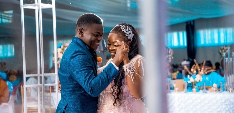 Capturing Everlasting Moments: Top 5 Wedding Photographers Focus in Yola